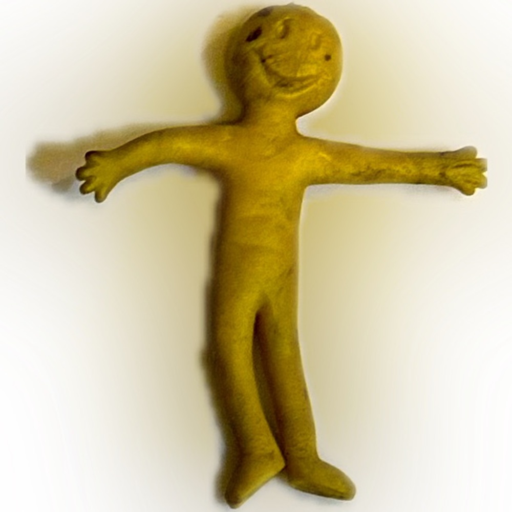 VTG RARE TINY YELLOW SMILEY FACE FLEXIBLE RUBBER STRETCHY MAN PRIZE GIFT TOY 1.5